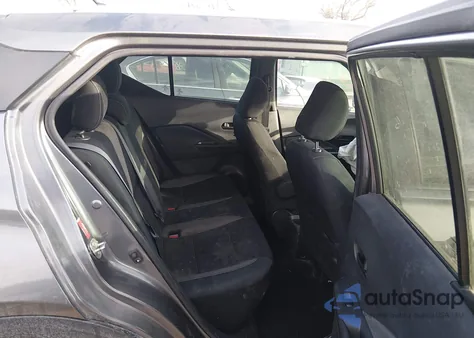 2019 Nissan Kicks S из США, поврежденный, VIN 3N1CP5CU6KL567701